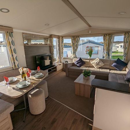 Sleeps 6 Modern And Bright Caravan Littlesea Haven Weymouth 호텔 외부 사진