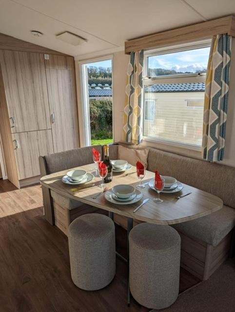 Sleeps 6 Modern And Bright Caravan Littlesea Haven Weymouth 호텔 외부 사진