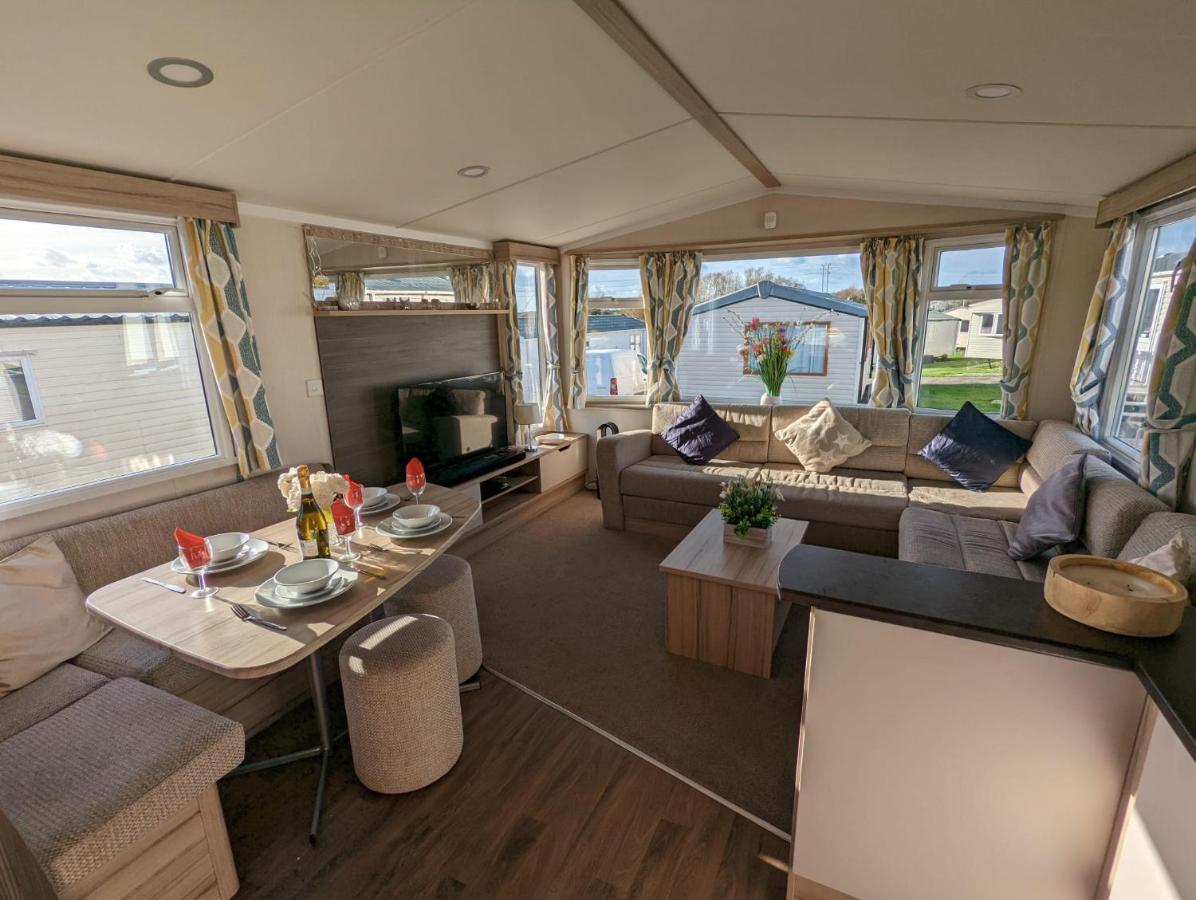 Sleeps 6 Modern And Bright Caravan Littlesea Haven Weymouth 호텔 외부 사진
